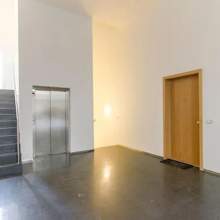 Apartamento Elegant Snow White Loft With Jacuzzi And Garage *